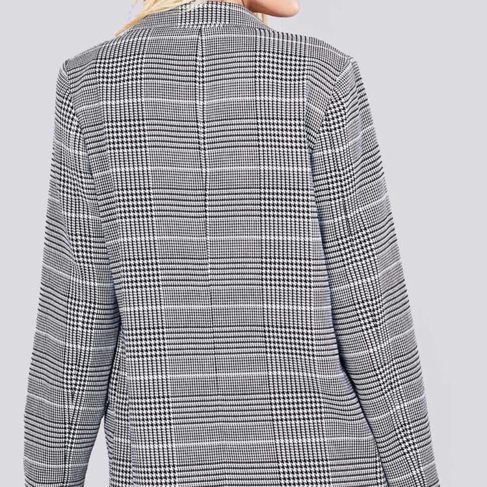 💥RESTOCKING SOON!💥 Plaid Blazer - Picture 5 of 6